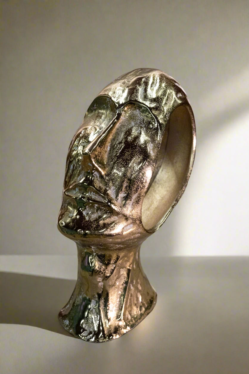 Gold Abstract Face Sculpture – Luxe Artistic Home Décor Accent