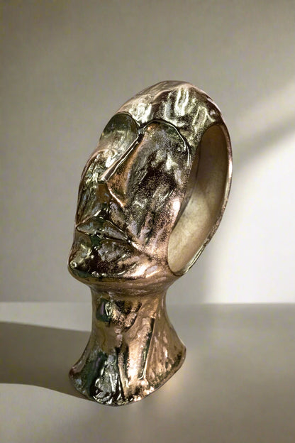 Gold Abstract Face Sculpture – Luxe Artistic Home Décor Accent